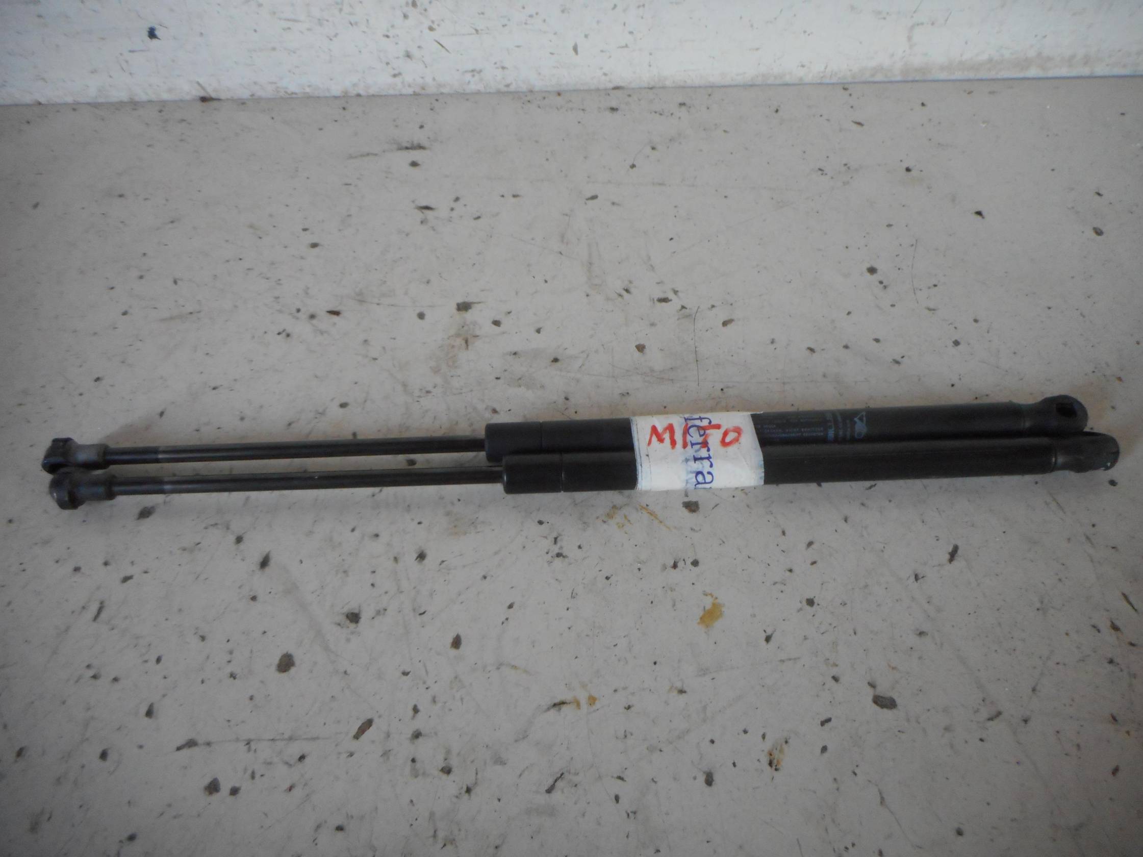 Asta ammortizzante portello post. sx.